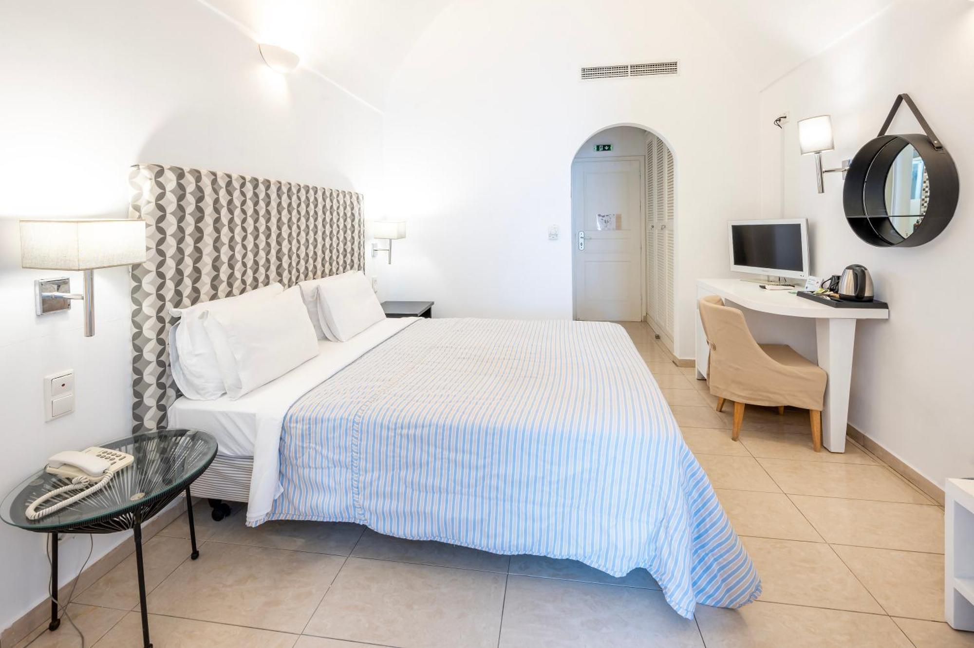 Hotel Orizontes Santorini Pýrgos