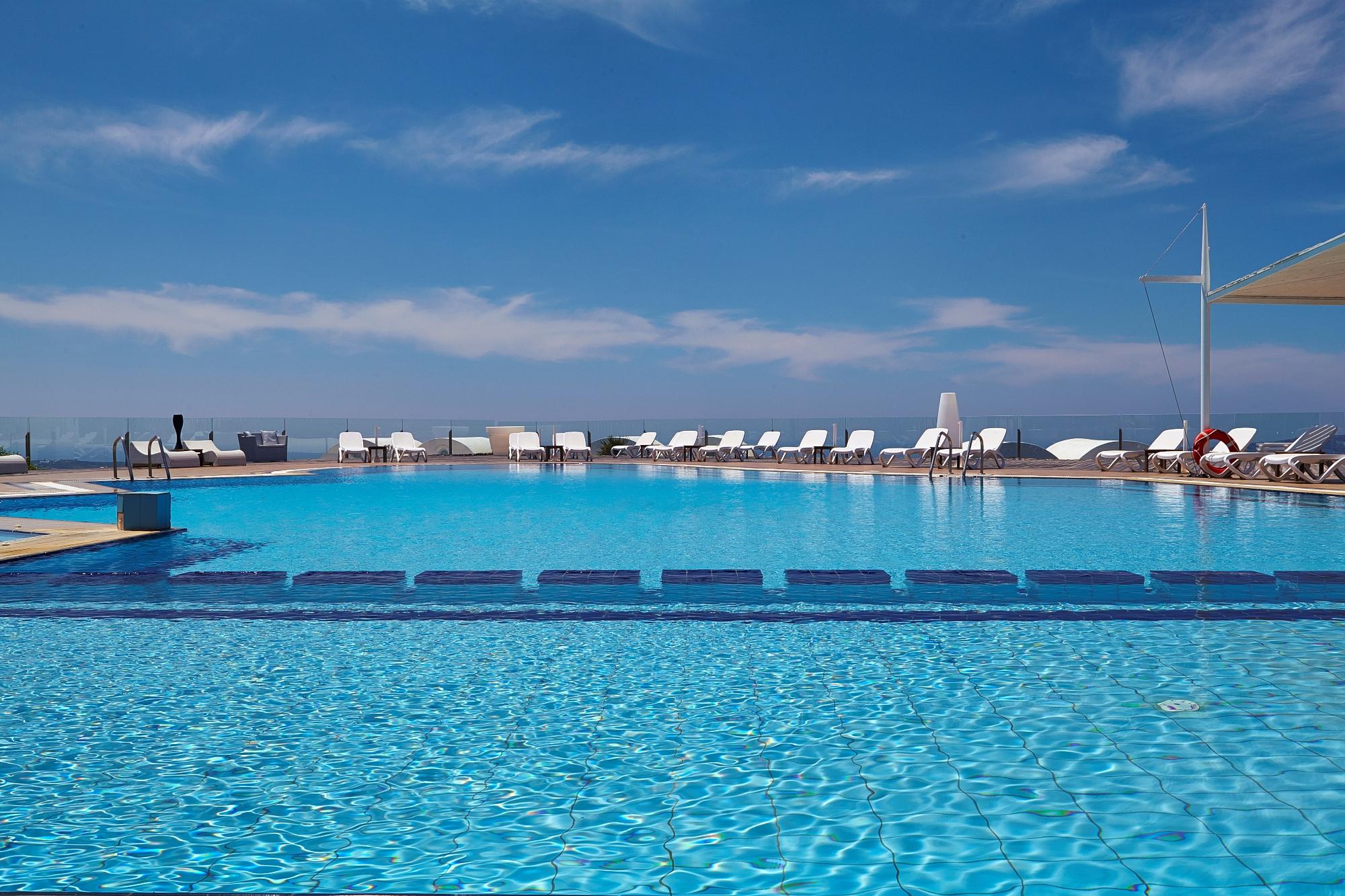 Ξενοδοχείο Orizontes Santorini 4*