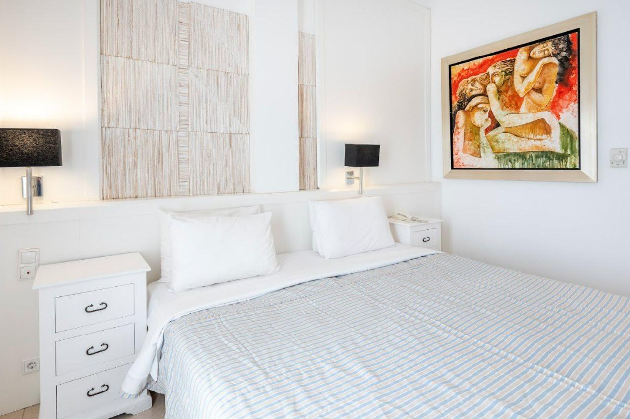 Orizontes Santorini Ξενοδοχείο 4*