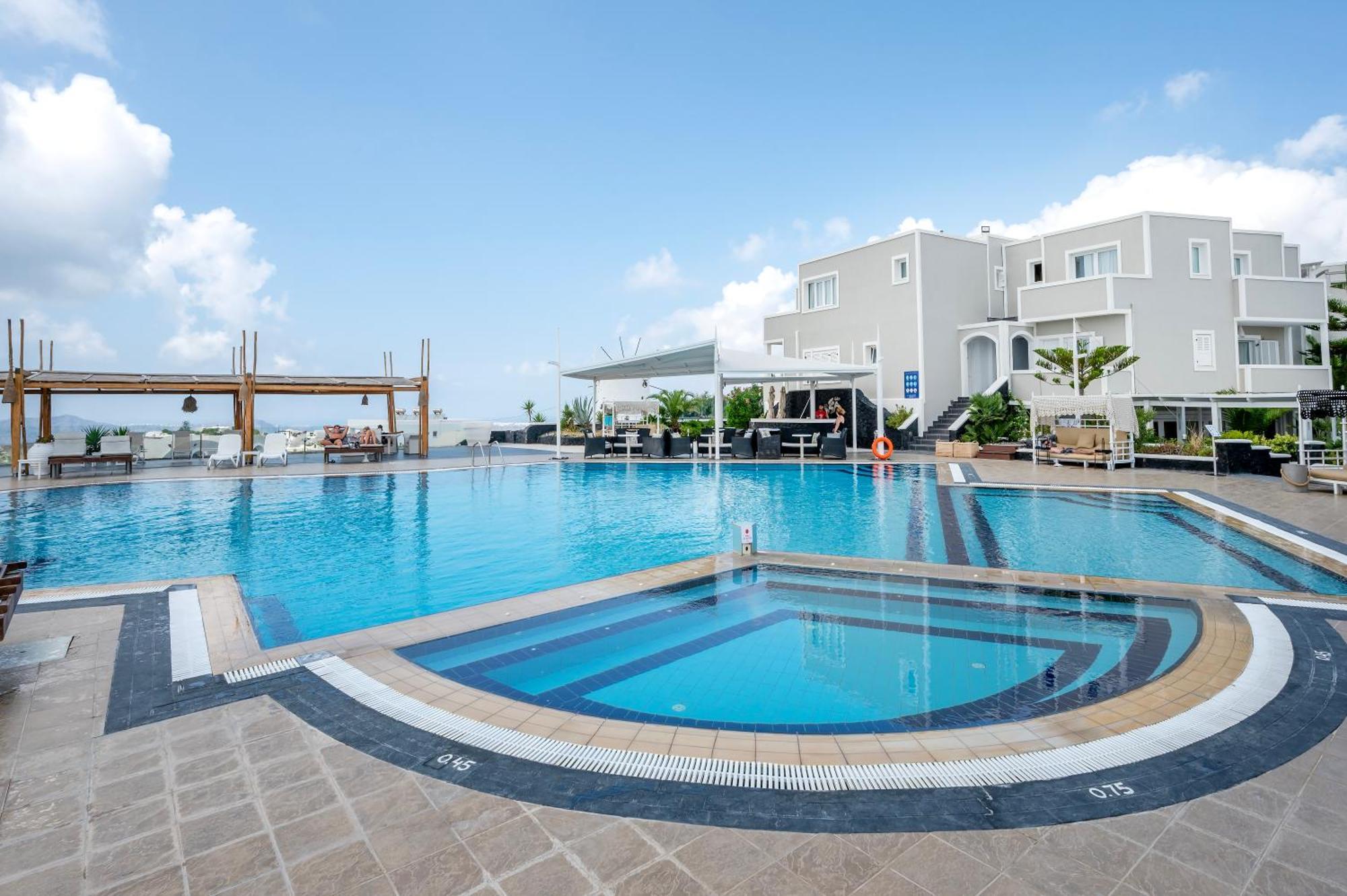 Orizontes Santorini Ξενοδοχείο 4*